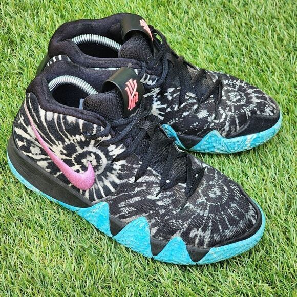 NIKE KYRIE - Womens Sneakers - SIZE 7 - Picture 4 of 11